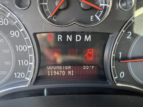 Used 2008 Suzuki XL7 2WD w/ 3rd Row image 17