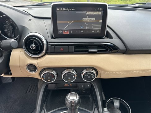 Used 2016 MAZDA MX-5 Miata Grand Touring image 17