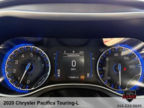 Used 2020 Chrysler Pacifica Touring-L image 30