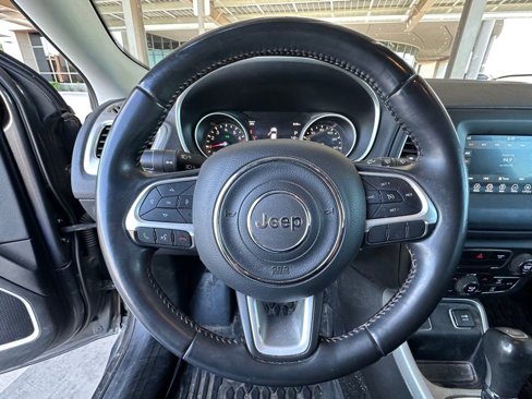 Used 2018 Jeep Compass Latitude w/ Popular Equipment Group image 15