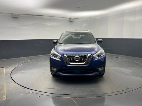 Used 2020 Nissan Kicks SR image 3