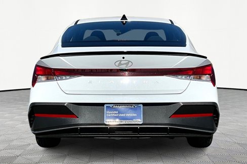 Certified 2025 Hyundai Elantra Sport image 4
