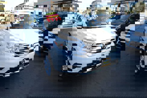 Used 2013 Toyota Highlander FWD image 8