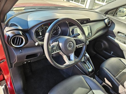 Used 2019 Nissan Kicks SR w/ SR Premium Package image 14