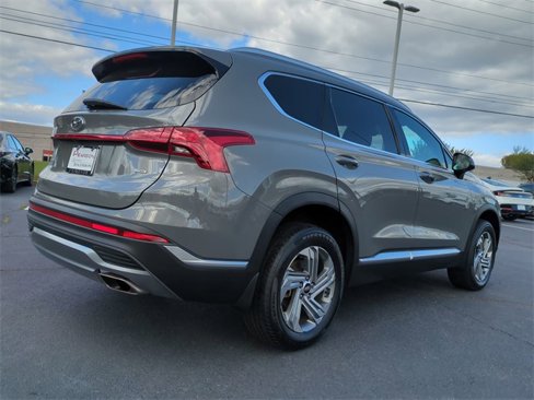 Used 2022 Hyundai Santa Fe SEL image 4
