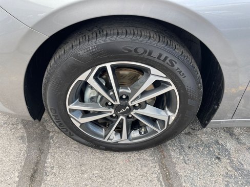 Used 2024 Kia Forte LXS image 23