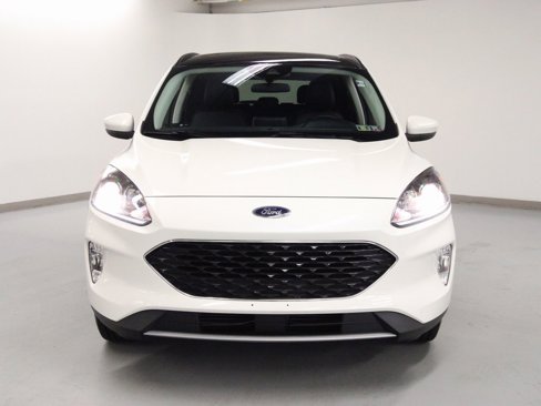 Used 2022 Ford Escape SEL w/ Technology Package image 3