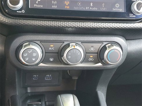 Used 2023 Nissan Kicks SV image 14