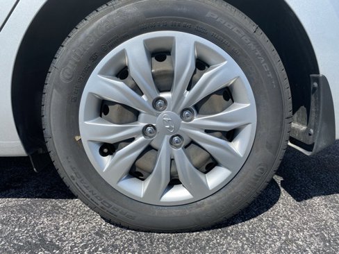 Used 2018 Hyundai Accent SE image 9