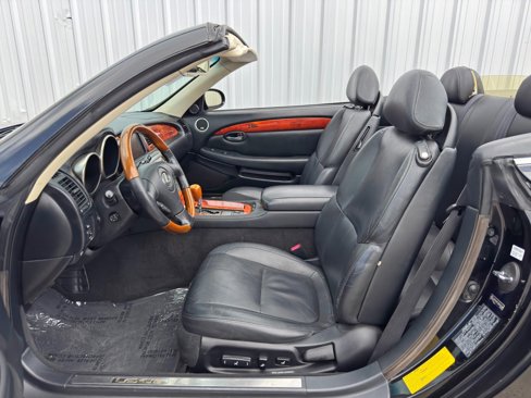 Used 2004 Lexus SC 430 Convertible image 14
