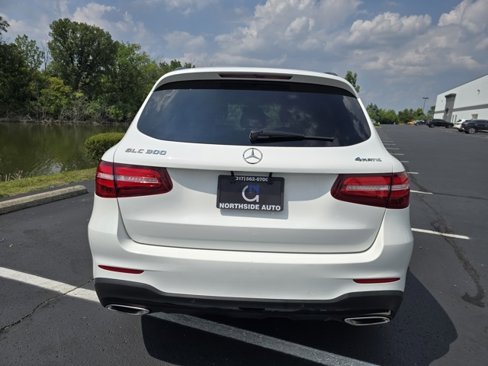 Used 2019 Mercedes-Benz GLC 300 4MATIC image 6