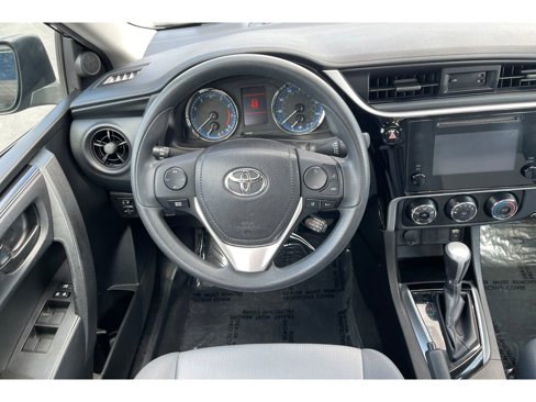 Used 2017 Toyota Corolla L image 16