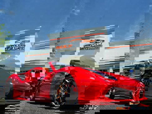 Used 2019 Ferrari 488 Spider image 1
