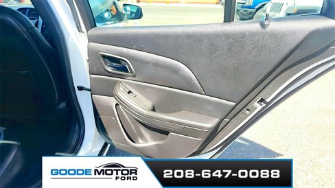 Used 2016 Chevrolet Malibu LT image 25