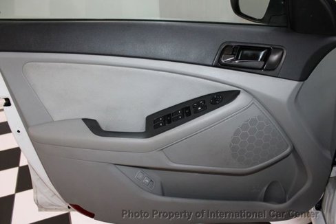 Used 2014 Kia Optima LX image 9