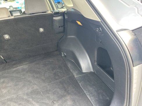 Used 2020 Toyota RAV4 XLE image 38