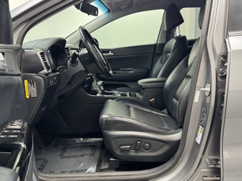 Used 2018 Kia Sportage EX image 13