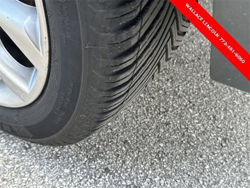 Used 2019 Lincoln MKC Select w/ Select Plus Package image 11