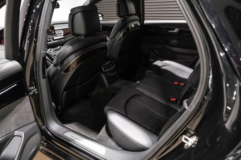 Used 2017 Audi A8 L 3.0T w/ Executive Package image 33
