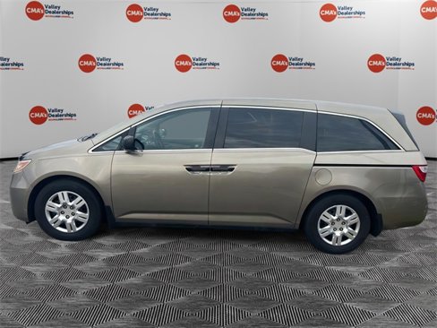 Used 2012 Honda Odyssey LX image 2