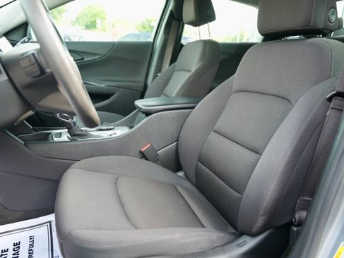 Used 2023 Chevrolet Malibu LT image 14