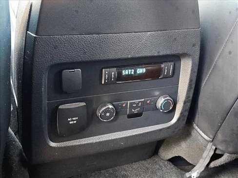 Used 2016 Ford Expedition Platinum image 18