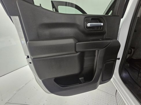 Used 2021 Chevrolet Silverado 1500 Custom image 26