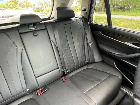 Used 2016 BMW X5 xDrive50i image 50