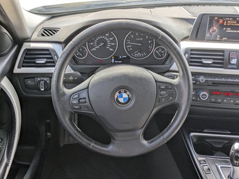 Used 2015 BMW 320i Sedan image 21