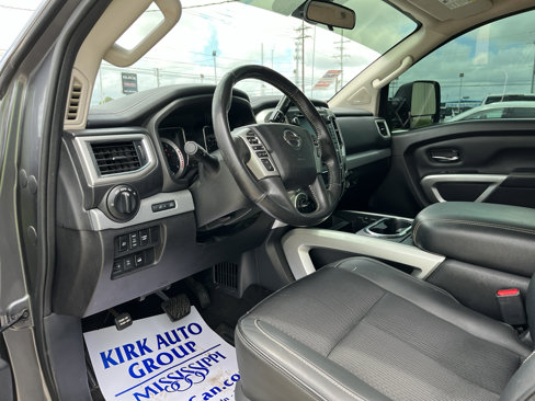 Used 2019 Nissan Titan PRO-4X w/ Pro-4x Utility Package image 10