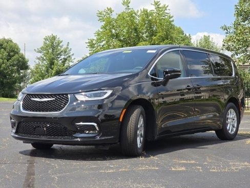 New 2026 Chrysler Pacifica Select image 19