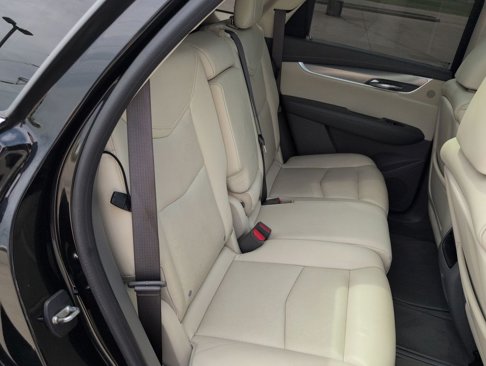 Used 2017 Cadillac XT5 Luxury w/ Driver Awareness Package image 20