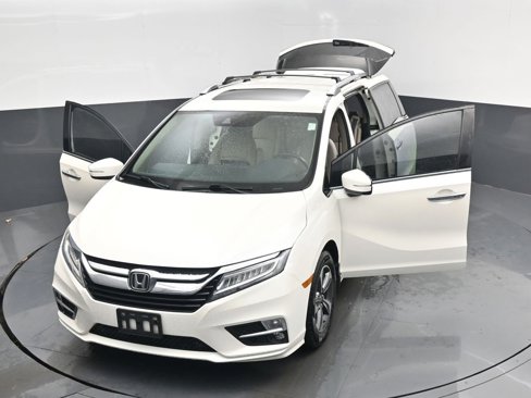 Used 2018 Honda Odyssey Touring image 42