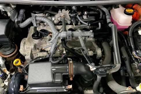 Used 2015 Toyota Prius C One image 32