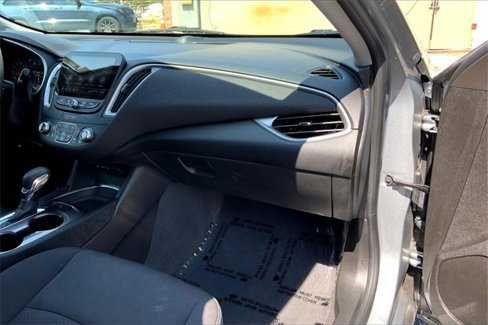 Used 2023 Chevrolet Malibu LT image 16