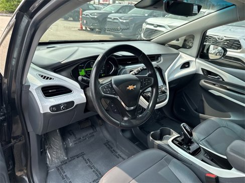 Used 2021 Chevrolet Bolt Premier w/ Infotainment Package image 18