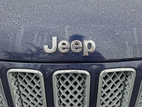 Used 2016 Jeep Compass Latitude image 27