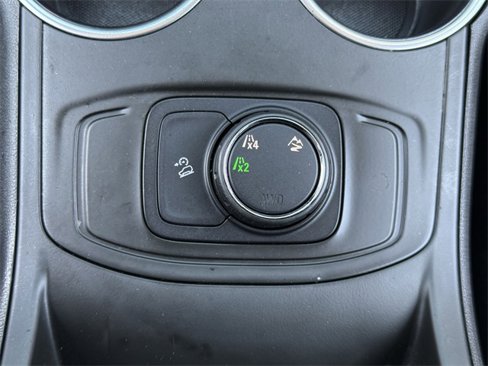 Used 2018 GMC Terrain SLE image 22