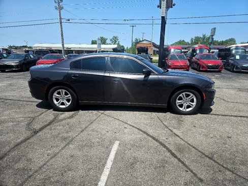 Used 2020 Dodge Charger SXT image 5