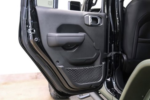 Used 2024 Jeep Wrangler Unlimited Sport image 78