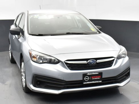 Used 2023 Subaru Impreza 2.0i image 2