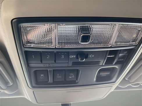 Used 2016 Toyota 4Runner Limited image 40