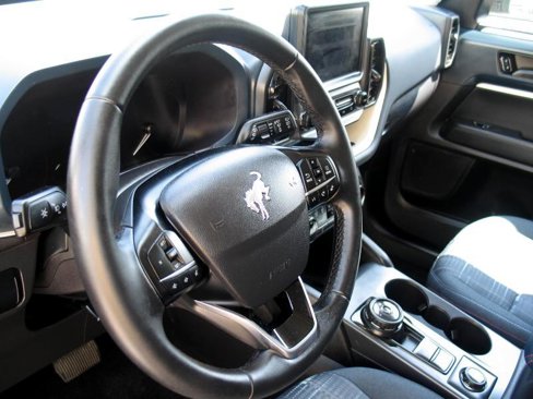 Used 2024 Ford Bronco Sport Heritage w/ Heritage Convenience Package image 18