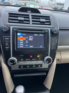Used 2012 Toyota Camry LE image 32