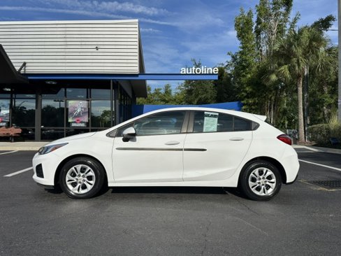 Used 2019 Chevrolet Cruze LS image 3