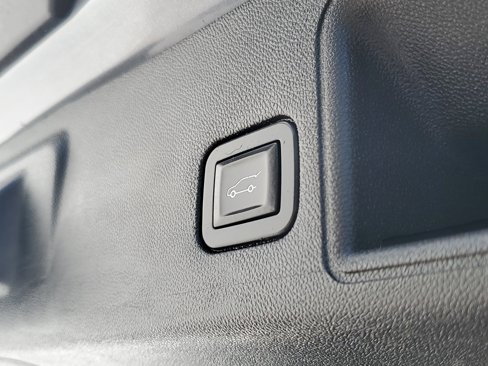 Used 2019 GMC Terrain SLT w/ Preferred Package image 11