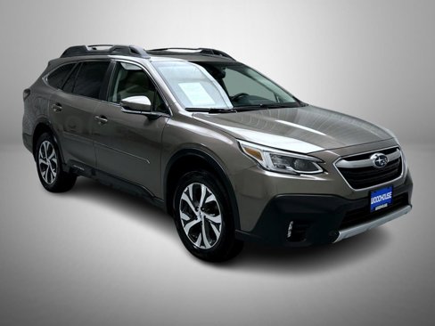 Used 2021 Subaru Outback Limited image 3