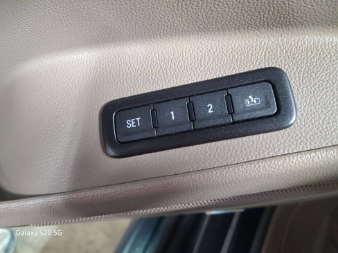 Used 2017 Chevrolet Tahoe LT image 26