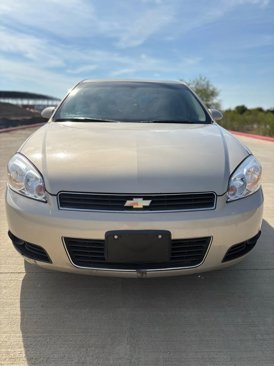 Used 2011 Chevrolet Impala LT image 2