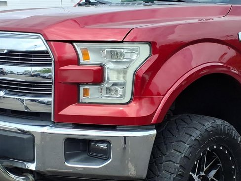 Used 2015 Ford F150 Lariat w/ Equipment Group 502A Luxury image 21